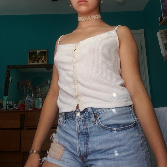 Cream Cropped Spaghetti Strap - Picture 2 of 3